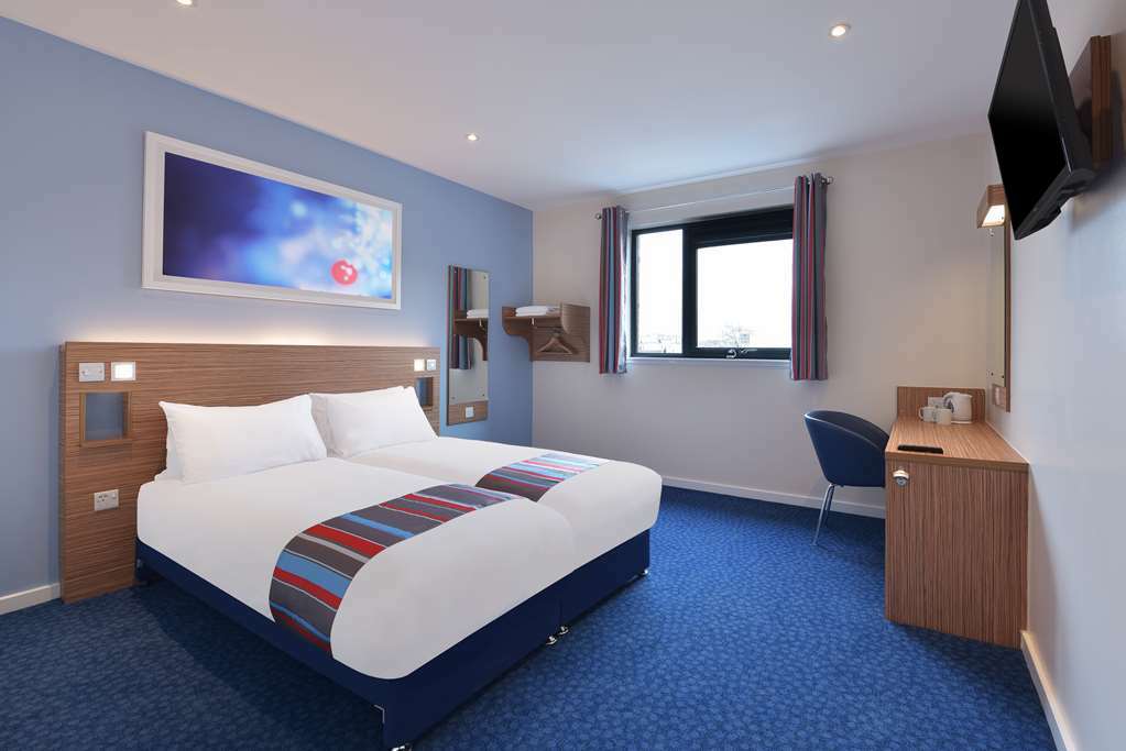Travelodge Birmingham Central Broadway Plaza Habitación foto